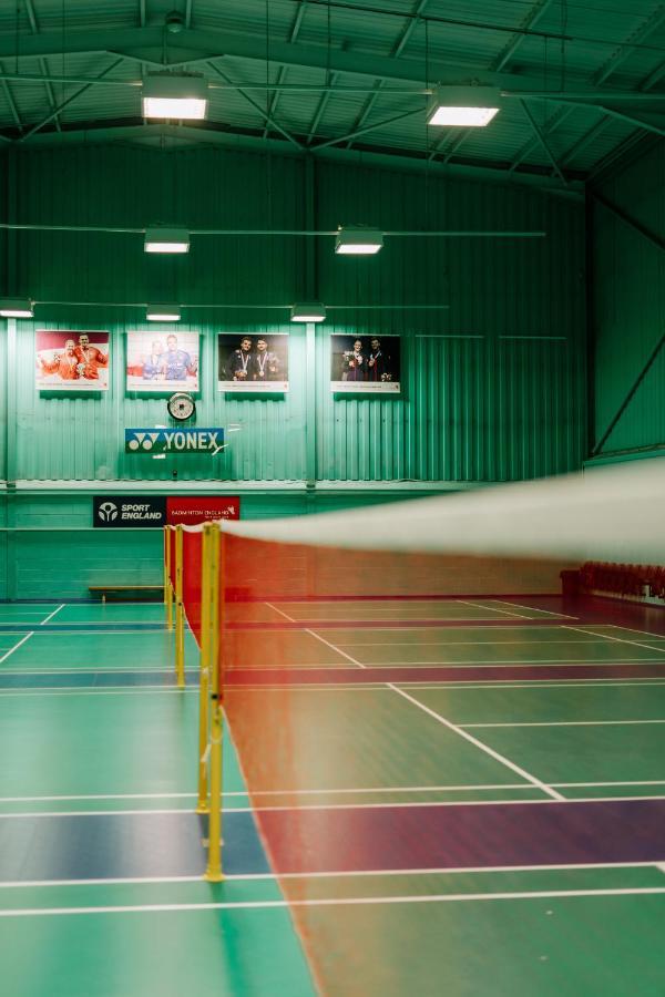 National Badminton Centre Lodge & Health Club Milton Keynes Bagian luar foto